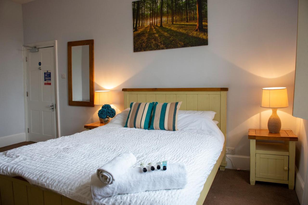 The Vale Hotel Cricklade Εξωτερικό φωτογραφία
