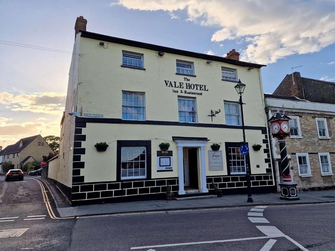 The Vale Hotel Cricklade Εξωτερικό φωτογραφία