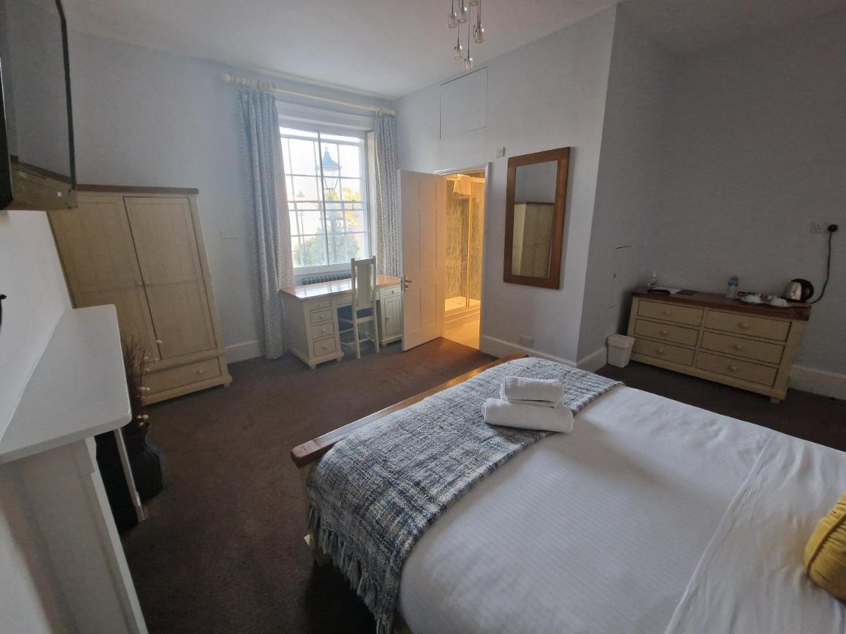 The Vale Hotel Cricklade Εξωτερικό φωτογραφία
