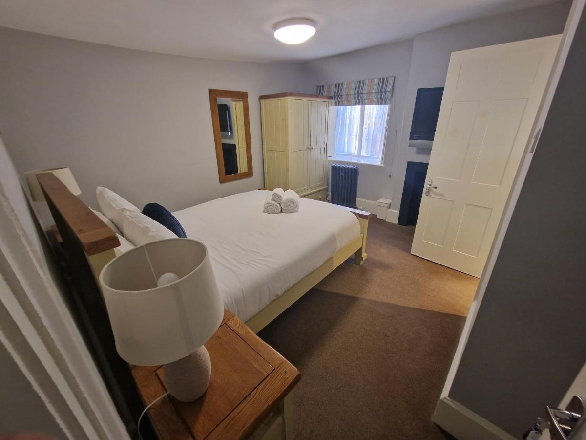 The Vale Hotel Cricklade Εξωτερικό φωτογραφία