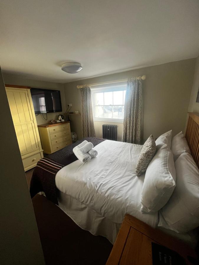 The Vale Hotel Cricklade Εξωτερικό φωτογραφία