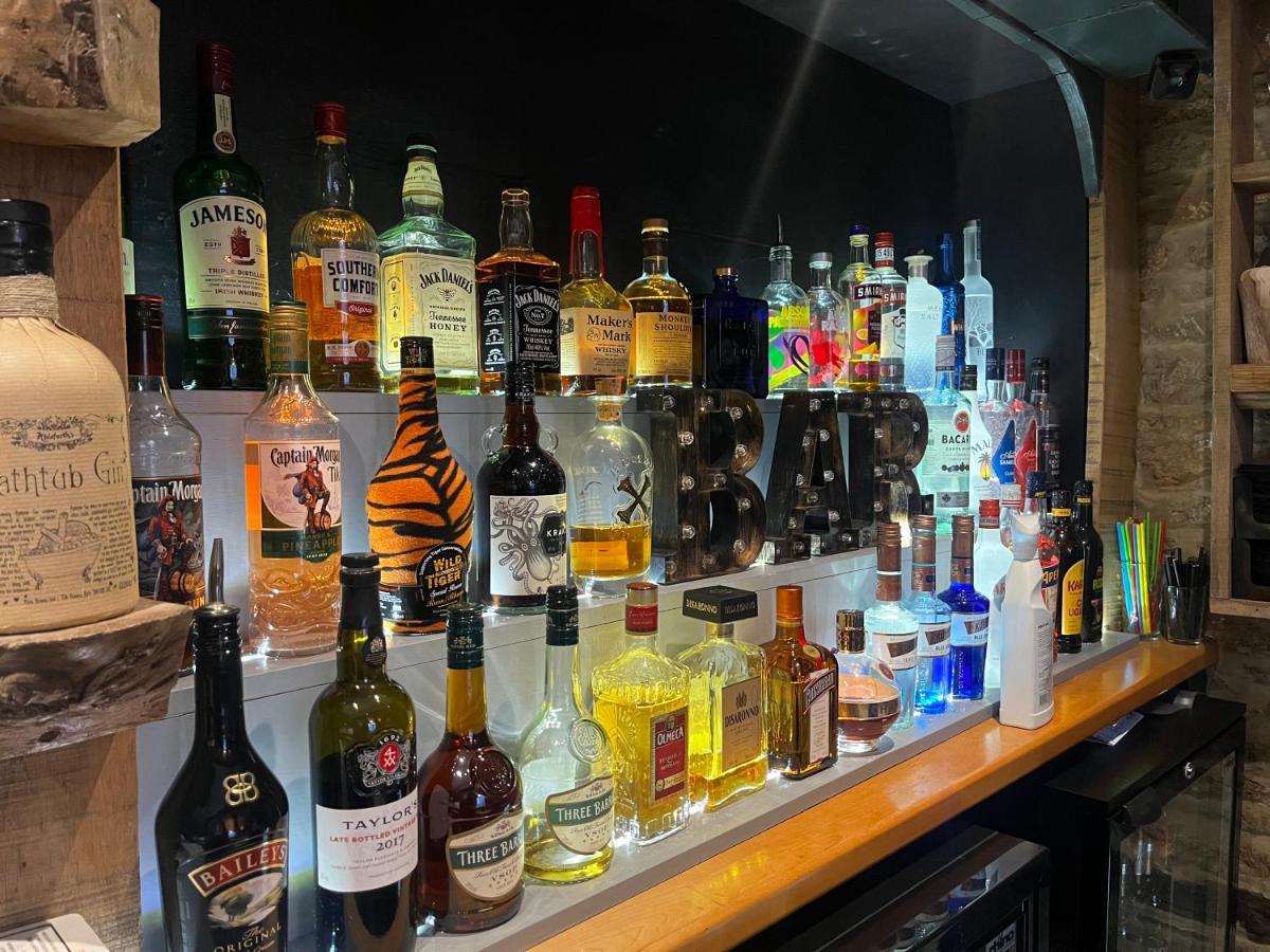 The Vale Hotel Cricklade Εξωτερικό φωτογραφία